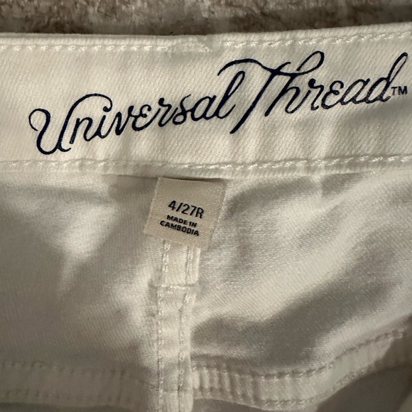 Universal Thread Women's Straight Leg White Jeans - Picture 2 of 6